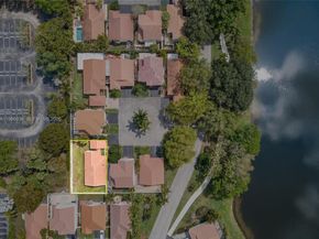 1495 Garden Rd, Weston FL 33326