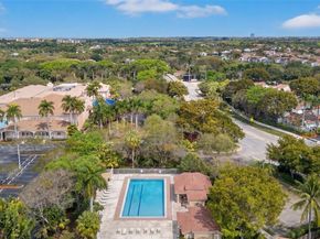 1495 Garden Rd, Weston FL 33326