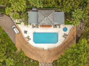 7110 SW 54th St, Miami FL 33155