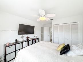 7110 SW 54th St, Miami FL 33155