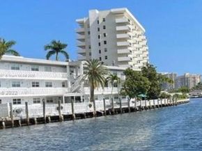 419 Golden Isles Dr 305, Hallandale Beach FL 33009