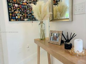 20810 San Simeon Way 109, Miami FL 33179