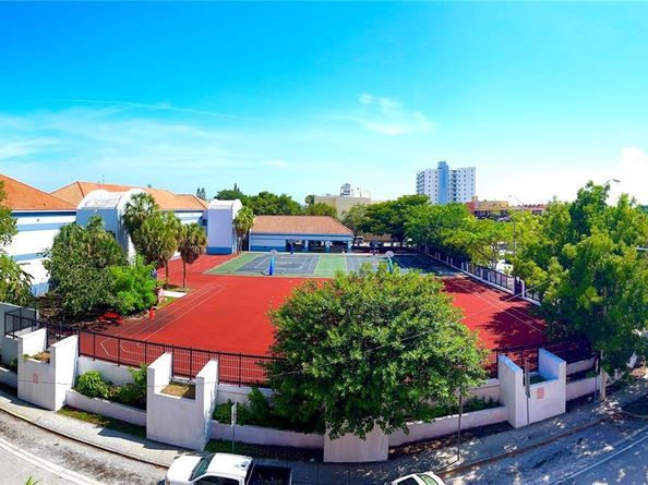 199 SW 12th Ave 410A, Miami FL 33130