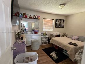6708 Raleigh St, Hollywood FL 33024