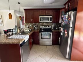 6708 Raleigh St, Hollywood FL 33024