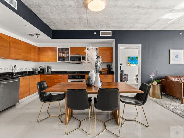 3470 E Coast Ave H0402, Miami FL 33137