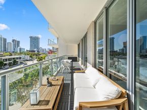 3470 E Coast Ave H0402, Miami FL 33137