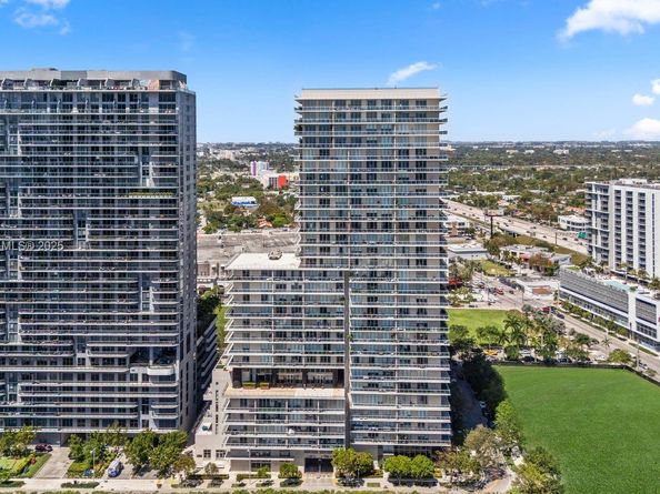 3470 E Coast Ave H0402, Miami FL 33137