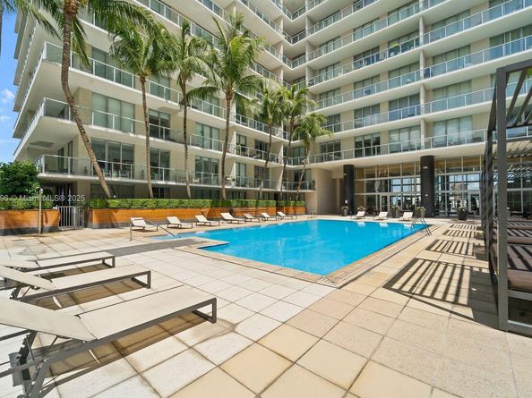 3470 E Coast Ave H0402, Miami FL 33137