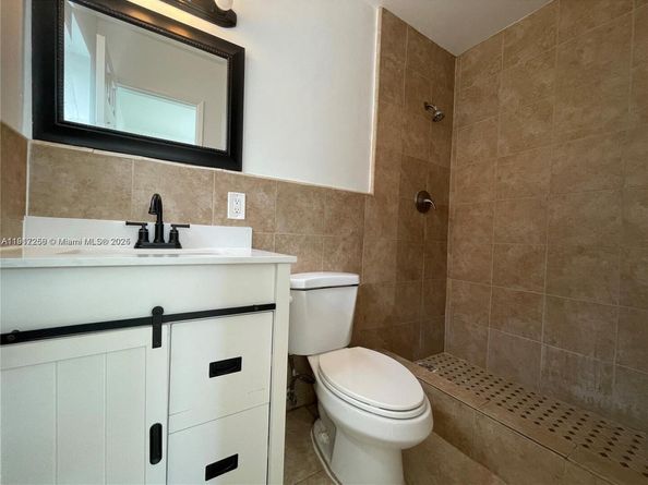 1472 NE 25th Ct, Pompano Beach FL 33064