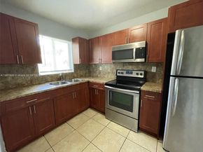 1472 NE 25th Ct, Pompano Beach FL 33064