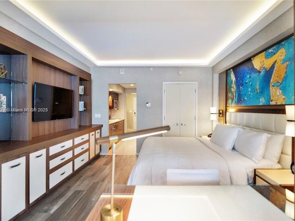 551 N Fort Lauderdale Beach Blvd R1806, Fort Lauderdale FL 33304