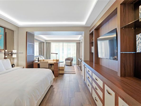 551 N Fort Lauderdale Beach Blvd R1806, Fort Lauderdale FL 33304