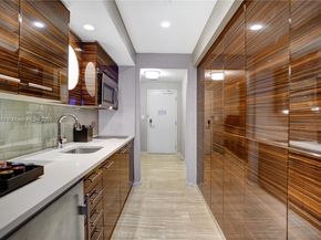 551 N Fort Lauderdale Beach Blvd R1806, Fort Lauderdale FL 33304