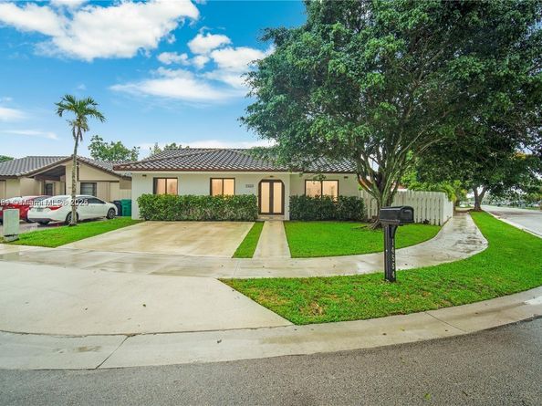 14554 SW 96th Ter, Miami FL 33186