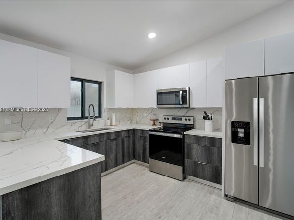 14554 SW 96th Ter, Miami FL 33186