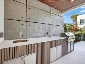 1013 SE 9th St, Fort Lauderdale FL 33316