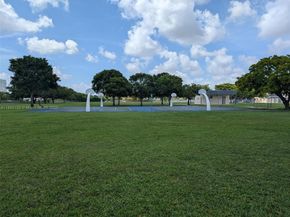 9922 SW 133rd Pl, Miami FL 33186
