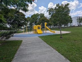 9922 SW 133rd Pl, Miami FL 33186
