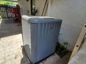 9922 SW 133rd Pl, Miami FL 33186