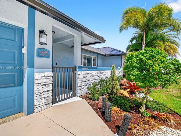 13808 Geranium Pl, Wellington FL 33414