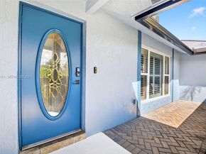 13808 Geranium Pl, Wellington FL 33414