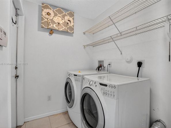 8895 Harrods Dr, Boca Raton FL 33433