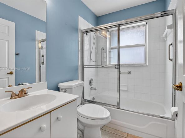 8895 Harrods Dr, Boca Raton FL 33433