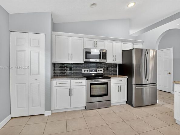 8895 Harrods Dr, Boca Raton FL 33433