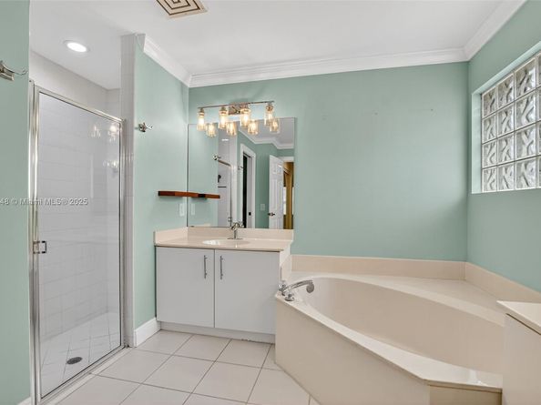 8895 Harrods Dr, Boca Raton FL 33433