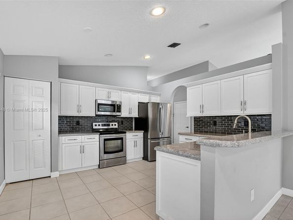 8895 Harrods Dr, Boca Raton FL 33433