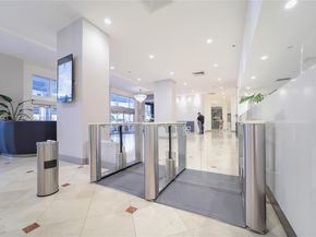 100 Lincoln Rd 732, Miami Beach FL 33139