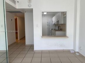 100 Lincoln Rd 732, Miami Beach FL 33139