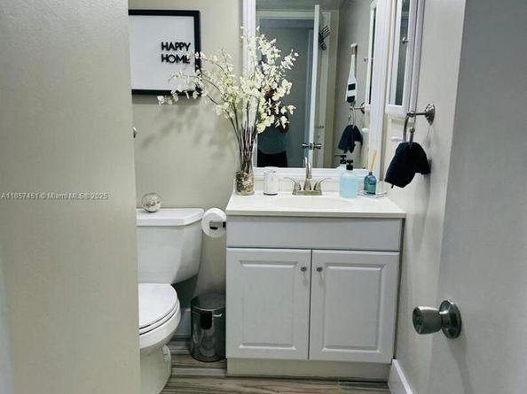 2860 NE 14th St Cswy 208D, Pompano Beach FL 33062