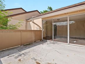 833 NW 82nd Ave 6, Plantation FL 33324