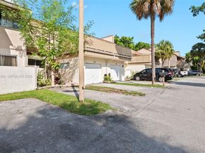 833 NW 82nd Ave 6, Plantation FL 33324