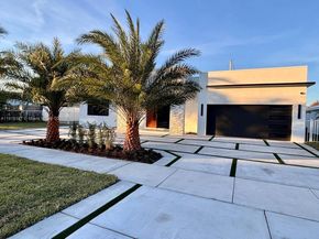 1409 SE 14th Ct, Deerfield Beach FL 33441