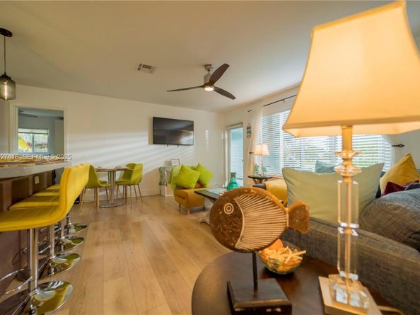 269 SE 8th Ave, Deerfield Beach FL 33441