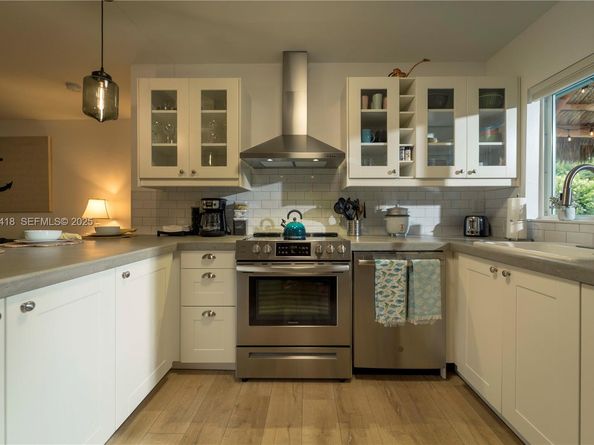 269 SE 8th Ave, Deerfield Beach FL 33441