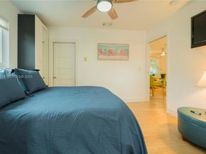 269 SE 8th Ave, Deerfield Beach FL 33441