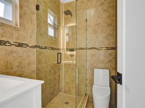 4731 Pierce St, Hollywood FL 33021