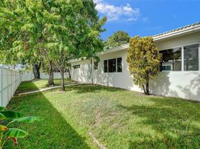 4731 Pierce St, Hollywood FL 33021