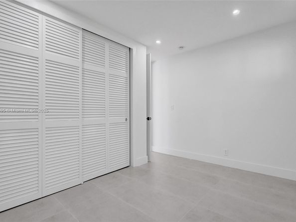 4731 Pierce St, Hollywood FL 33021