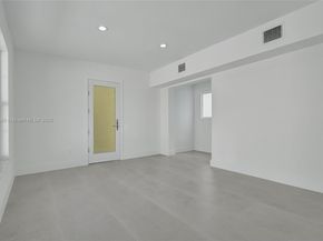 4731 Pierce St, Hollywood FL 33021