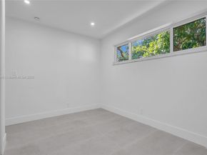 4731 Pierce St, Hollywood FL 33021