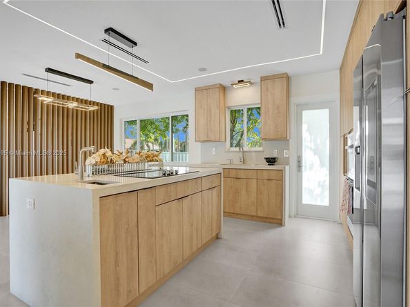 4731 Pierce St, Hollywood FL 33021