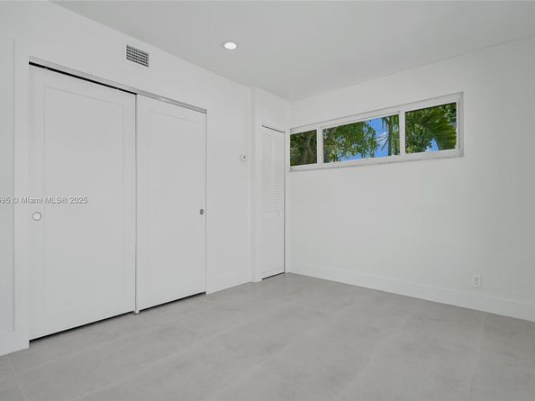 4731 Pierce St, Hollywood FL 33021