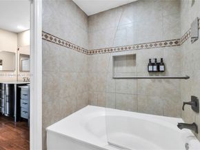 5762 Fox Hollow Dr C, Boca Raton FL 33486