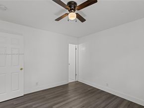 405 SW 78th Ter, North Lauderdale FL 33068