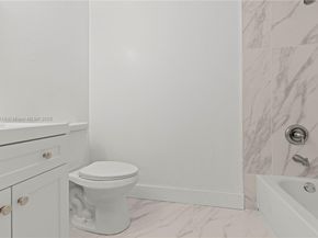 405 SW 78th Ter, North Lauderdale FL 33068